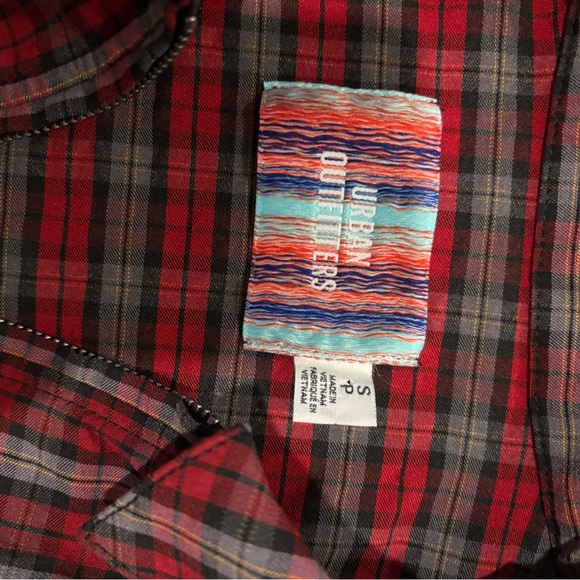 Urban Outfitters Red and Gray Plaid Shirt small - Picture 3 of 5